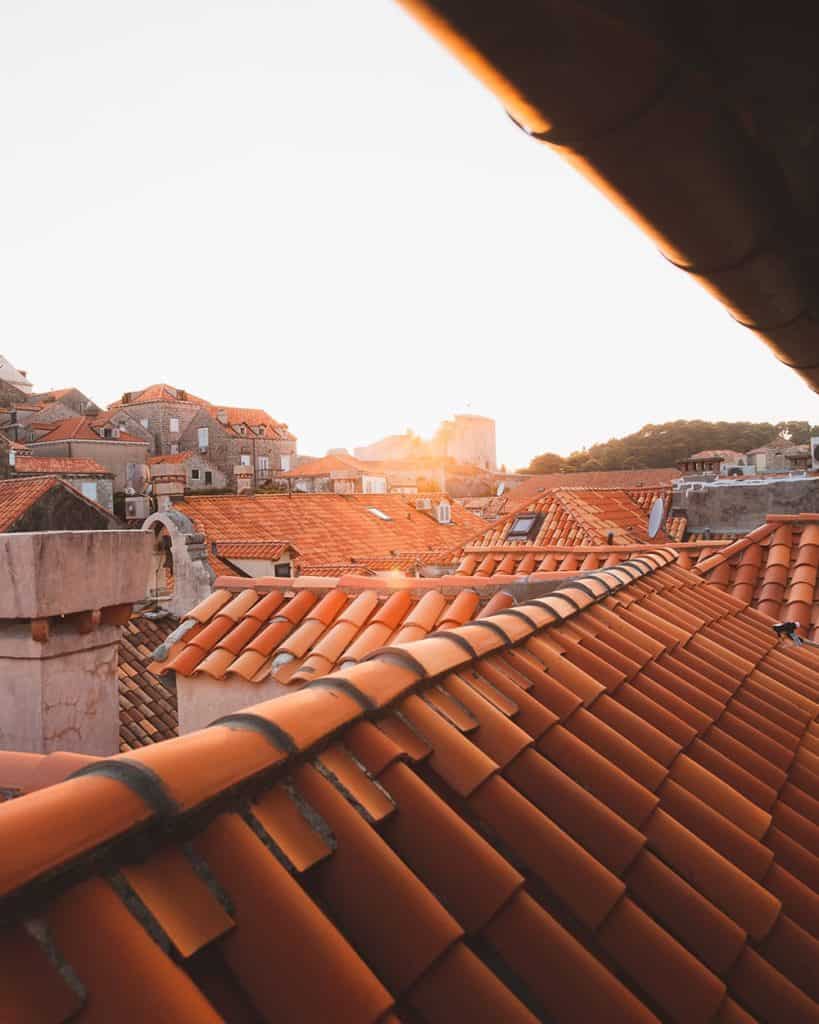 Home 5 matthew harris D R405s8tUM unsplash 819x1024 1